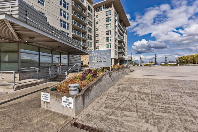 Building Photo - The Esplanade - Thea Foss Waterway