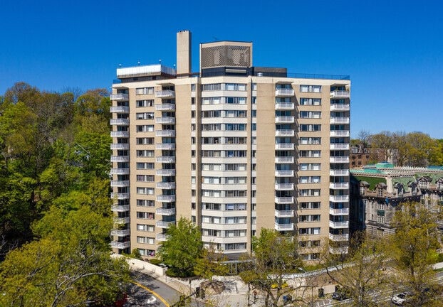 Barclay On Beacon Brookline Ma Apartment Finder