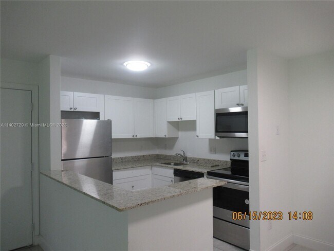 Building Photo - 9654 S Belfort Cir