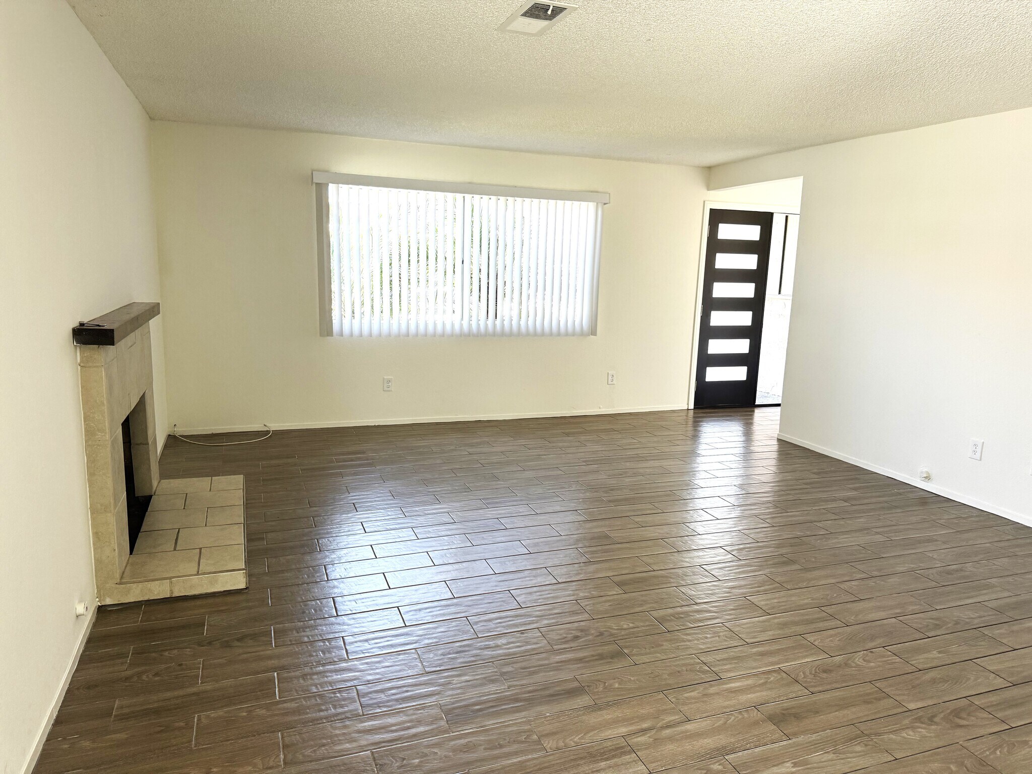 Building Photo - 16661 Blanton Ln