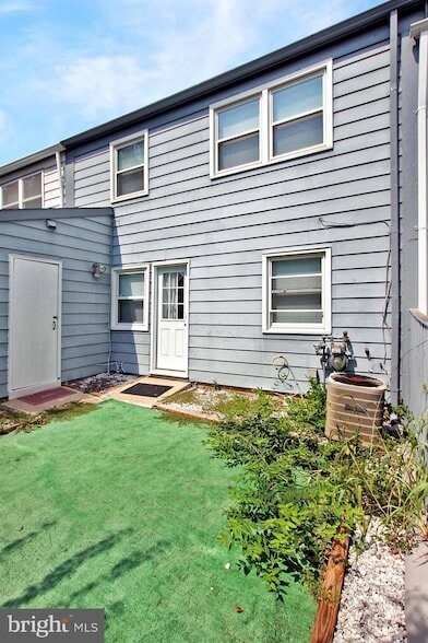 Building Photo - 9919 Boise Rd