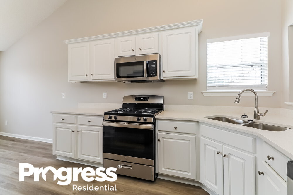 Building Photo - 553 Ransom Way