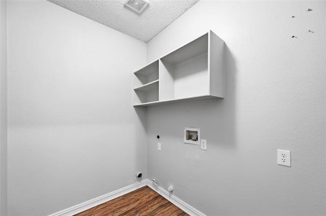 Building Photo - 613 Norwood Dr