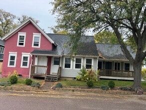 Building Photo - 197 W Allen St