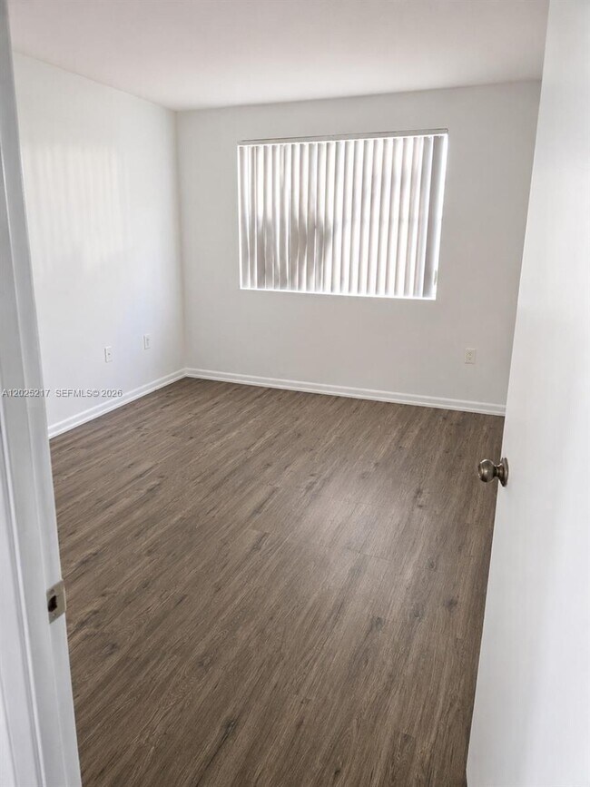 Building Photo - 2240 SW 81st Ave