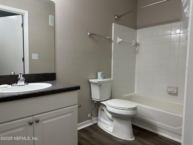 Building Photo - 1717 County Rd 220