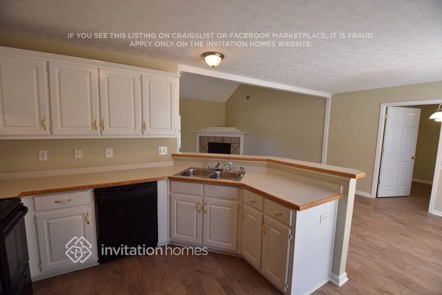 Building Photo - 120 Kimbell Farm Dr