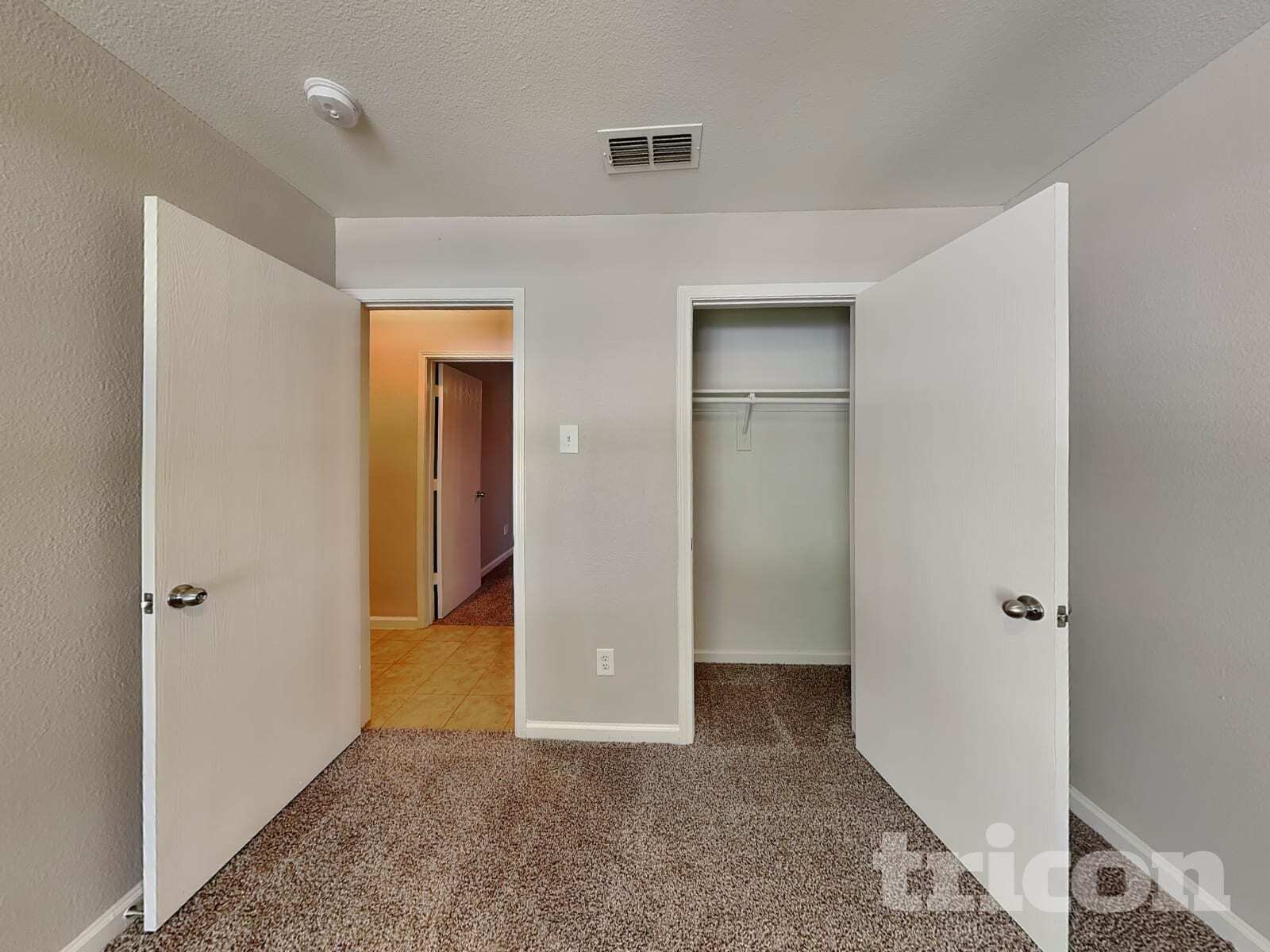 Building Photo - 1110 Sage Brush Tr