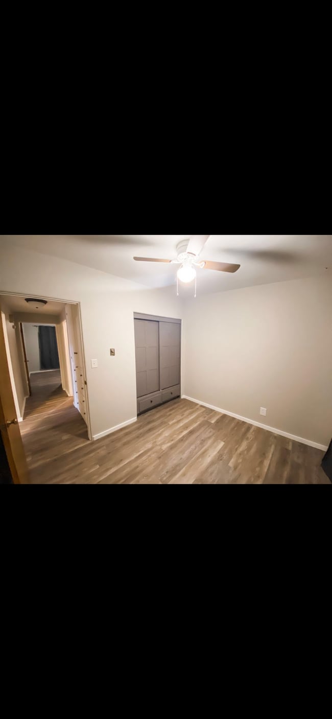 Building Photo - 9721 E Maringo Dr