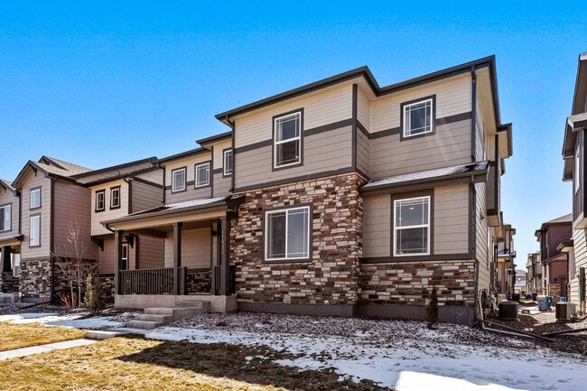 Building Photo - Beautiful Home in Commerce City!