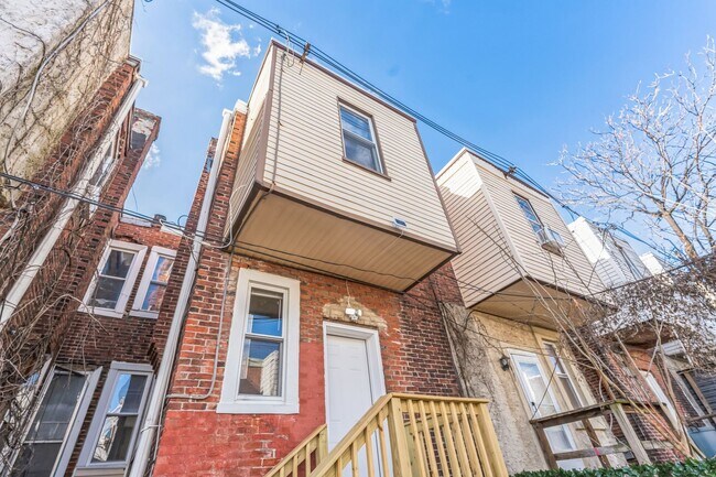 Building Photo - 241 S Ithan St