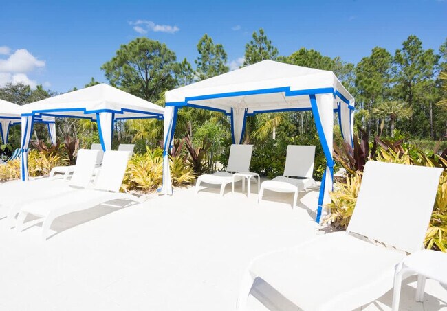 Building Photo - 466 Captiva Dr