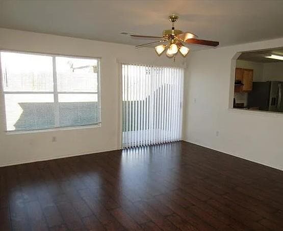 Building Photo - 12500 Campana Dr
