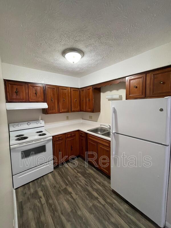 Building Photo - 1739 6th Ave