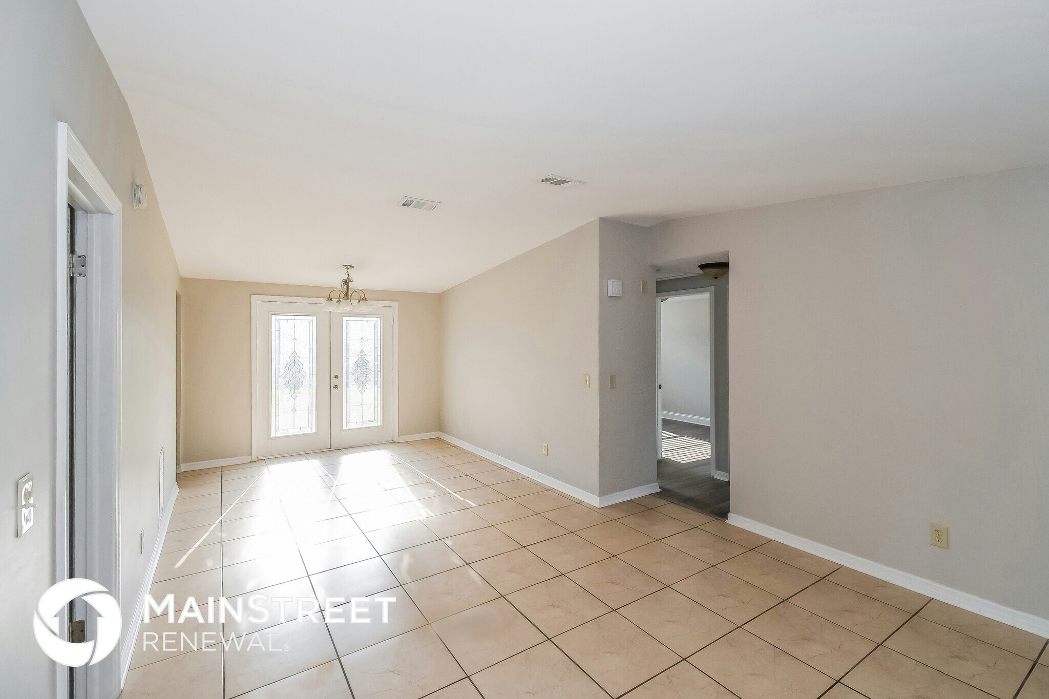 Building Photo - 2130 Liscard Rd W