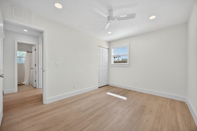 Building Photo - Completely Remodeled 3-Bedroom Home in Atl...