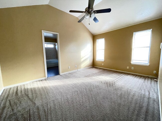 Building Photo - 4904 James Loop