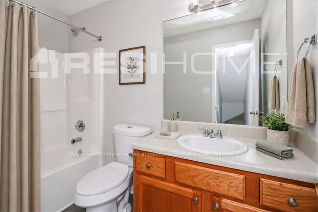 Building Photo - 1450 Binford Pl