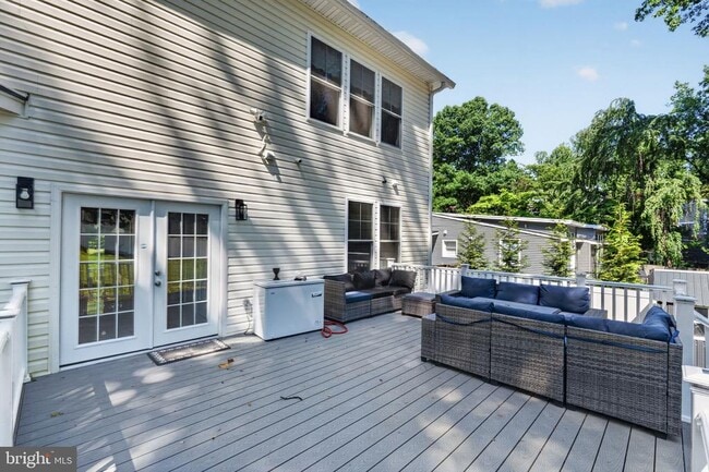 Building Photo - 3925 Ashwood Pl