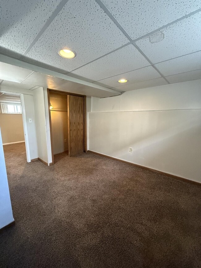 Building Photo - 2417 E Ave NE