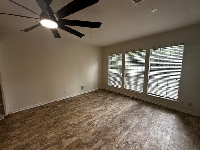 Building Photo - 2404 Indian Trail