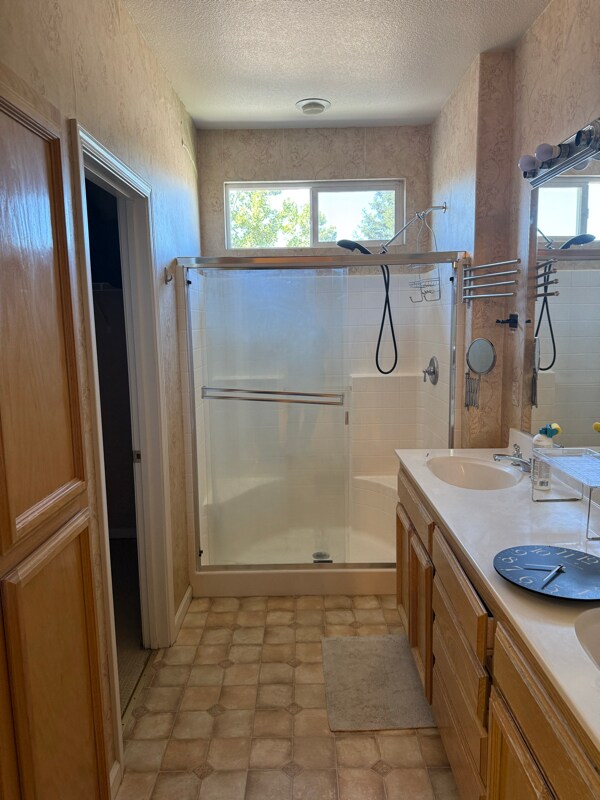 Building Photo - 2320 Bayless Way