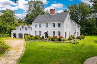 Building Photo - 538 Main St