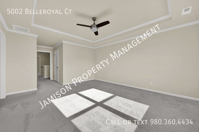Building Photo - 5002 Belleroyal Ct