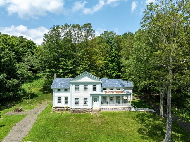 Building Photo - 345 Dorr Edson Rd #2