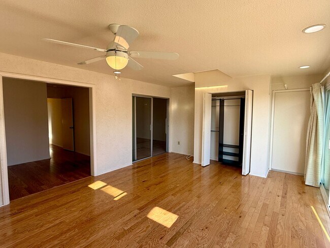 Building Photo - Charming 2 Bedroom in Oceanside 55+ Community