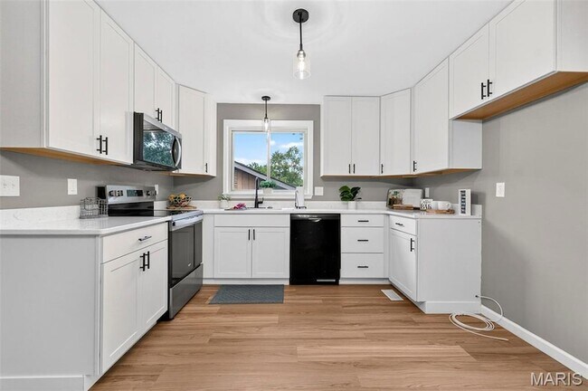 Building Photo - 21 Telluride Dr