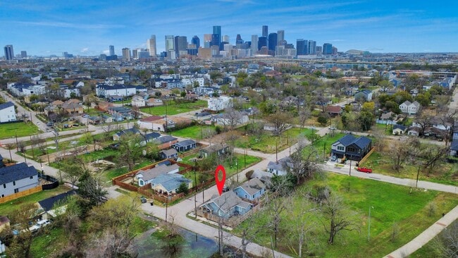 Building Photo - 3029 Beulah St