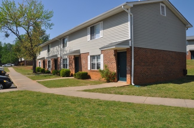 Building Photo - Greenville Arms Apartments