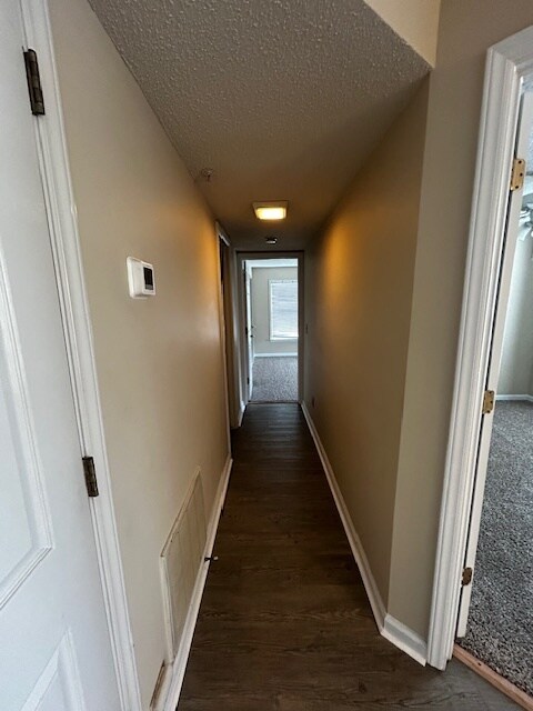 Building Photo - 5012 Lawndale Dr