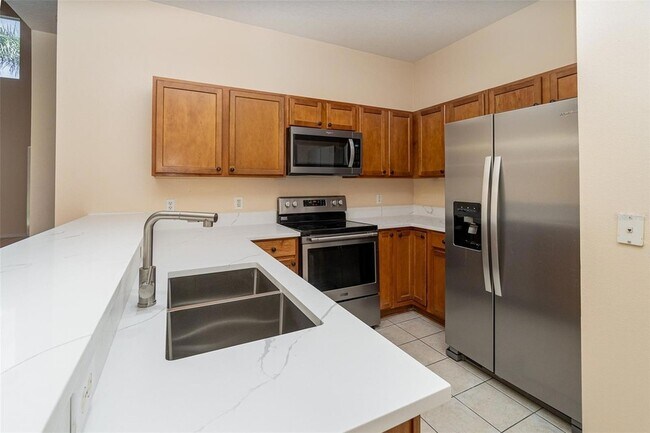 Building Photo - 10037 Moorshire Cir