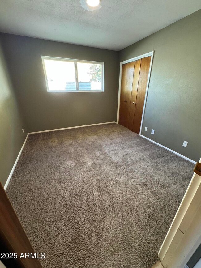 Building Photo - 2309 N 81st Way