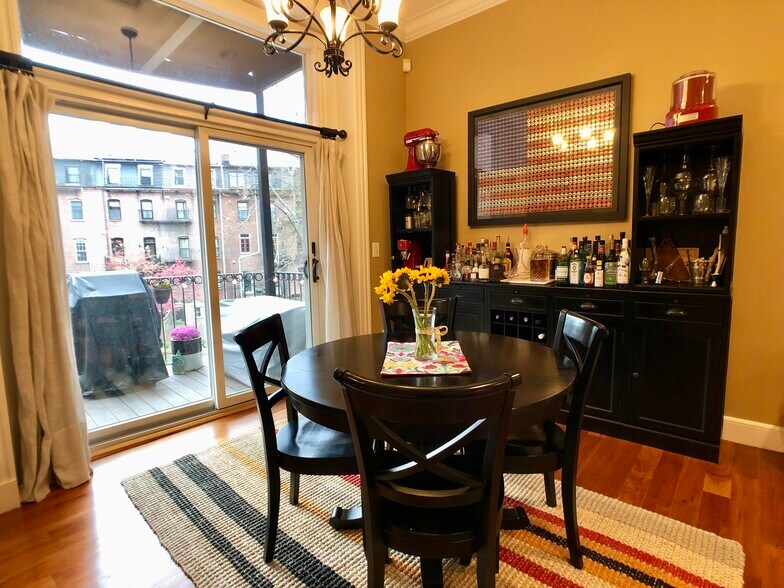 Building Photo - 408 Columbus Ave