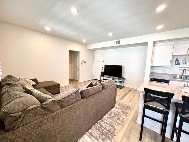 Building Photo - COMING SOON... The Resort, Rancho Cucamonga Condo