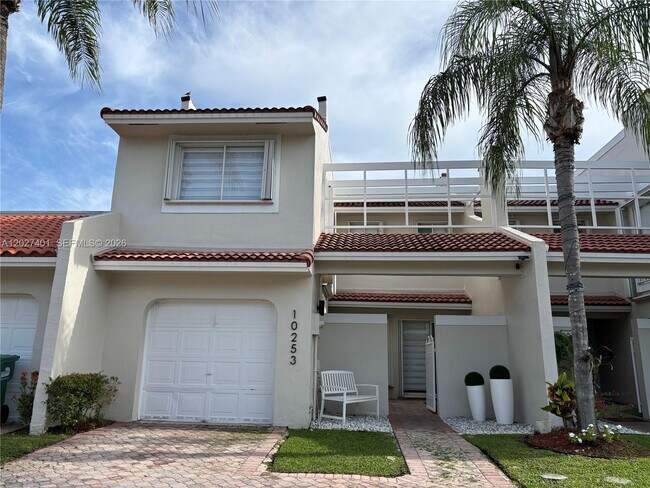 Building Photo - 10253 NW 51st Terrace