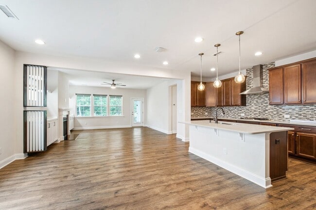 Building Photo - Live Beautifully in This Upgraded 4-Bedroom Home in Apex!