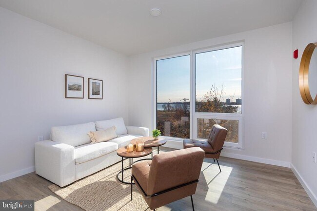 Building Photo - 1130 N Delaware Ave