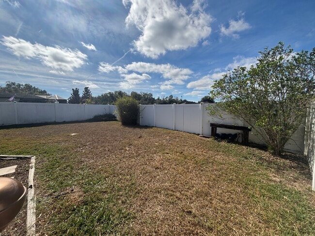 Building Photo - 687 Petal Mist Ln