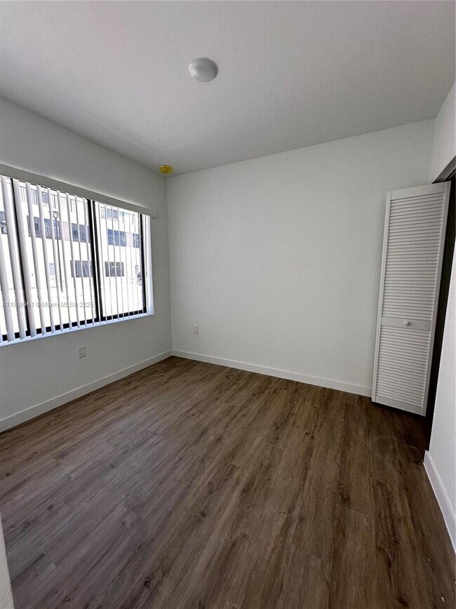 Building Photo - 14577 SW 261 St Ter