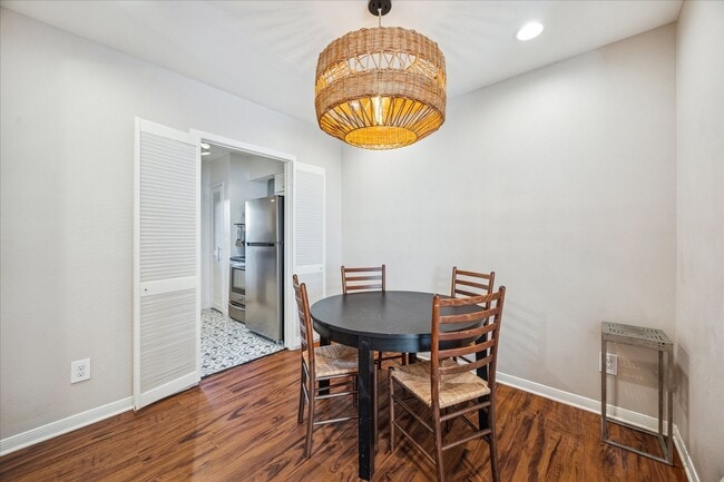 Building Photo - 1809 Stoney Brook Dr