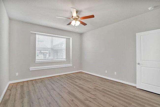 Building Photo - 17205 Mayfly Dr