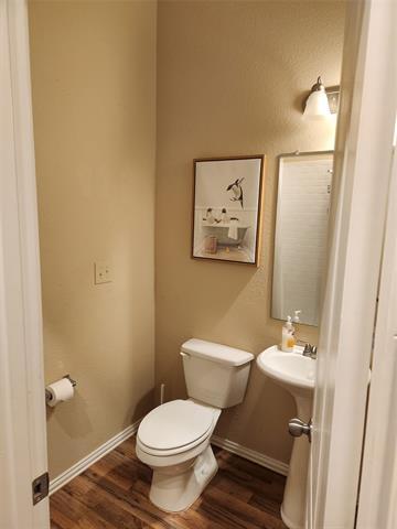 Building Photo - 5328 Locust Dr