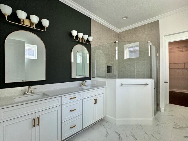 Building Photo - 13408 Beebe Aly