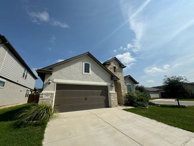 Building Photo - 6707 Gailan Ranch