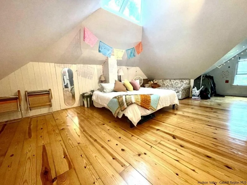 Building Photo - 4 Underwood St