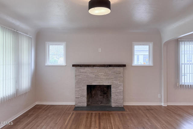 Building Photo - 431 Deodar Ave